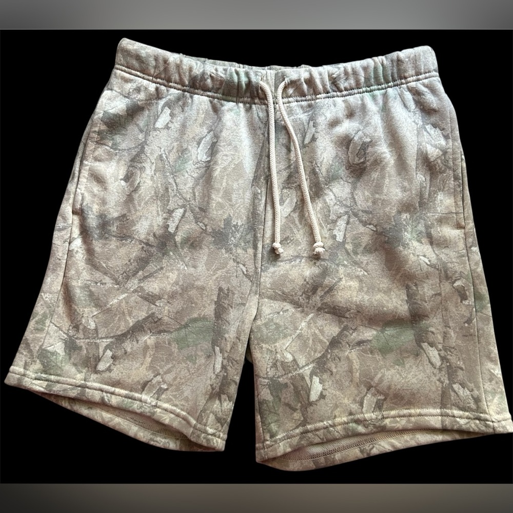 No Boundaries Real Tree Camo Fleece Shorts